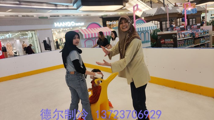 快樂(lè)的滑冰感受