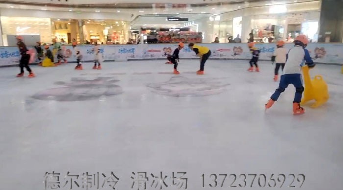德爾制冷施工的莆田萬達(dá)廣場(chǎng)真冰場(chǎng)
