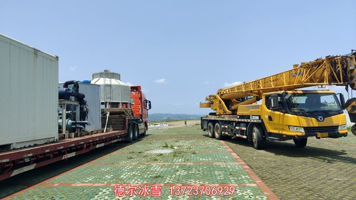 龍里油畫大草原滑雪場(chǎng)-暴雪機(jī)